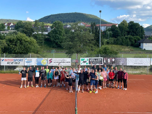 Traditionelles Flutlicht-Turnier um den Werner Storz Pokal